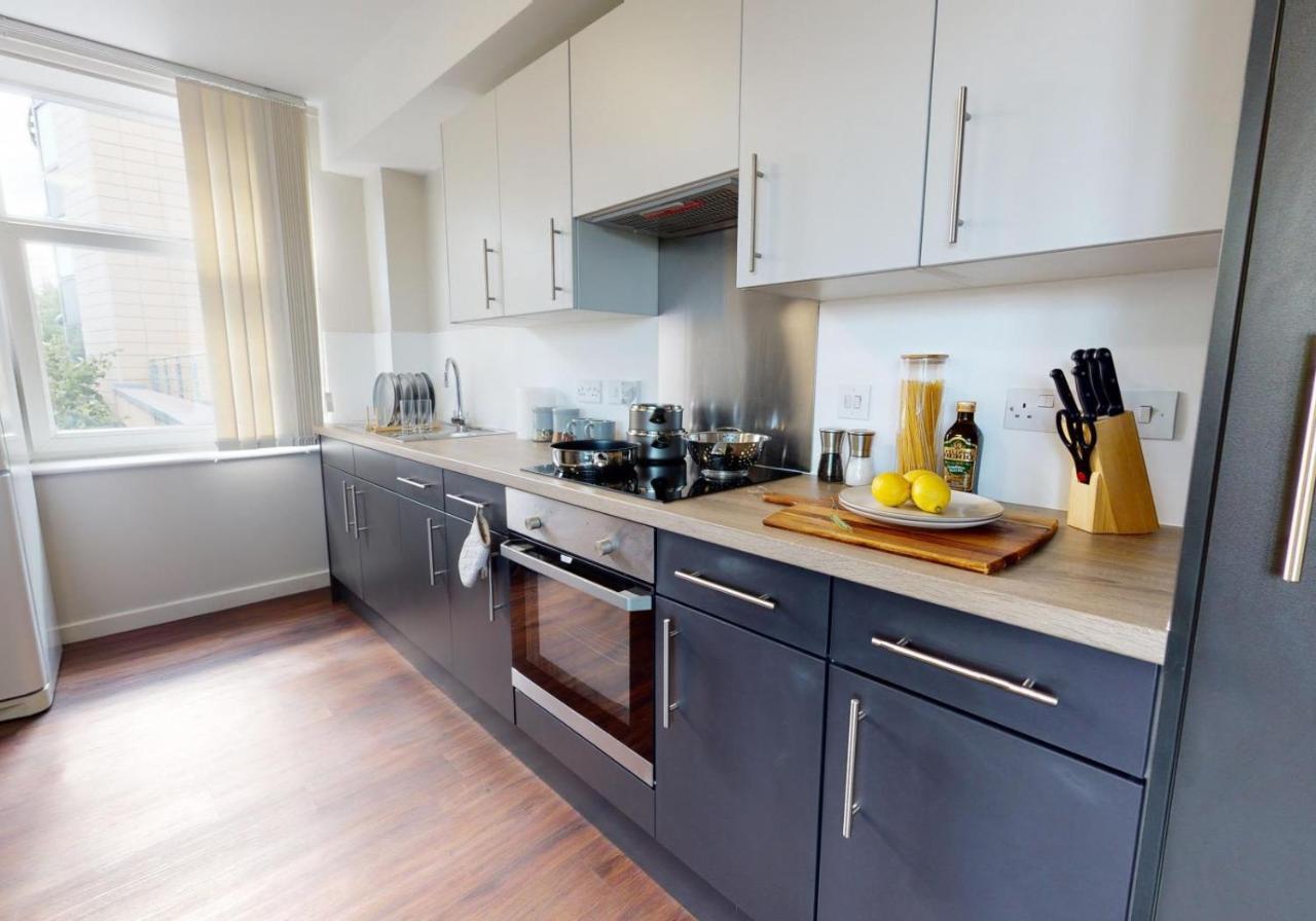 Private Bedrooms With Shared Kitchen And Studios At Iq Tufnell House In London Luaran gambar