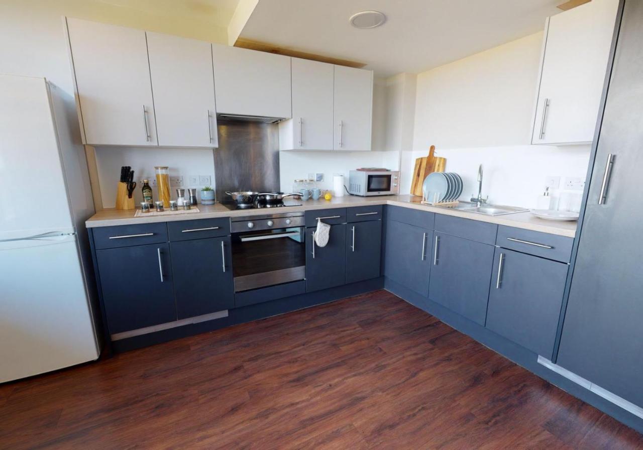 Private Bedrooms With Shared Kitchen And Studios At Iq Tufnell House In London Luaran gambar