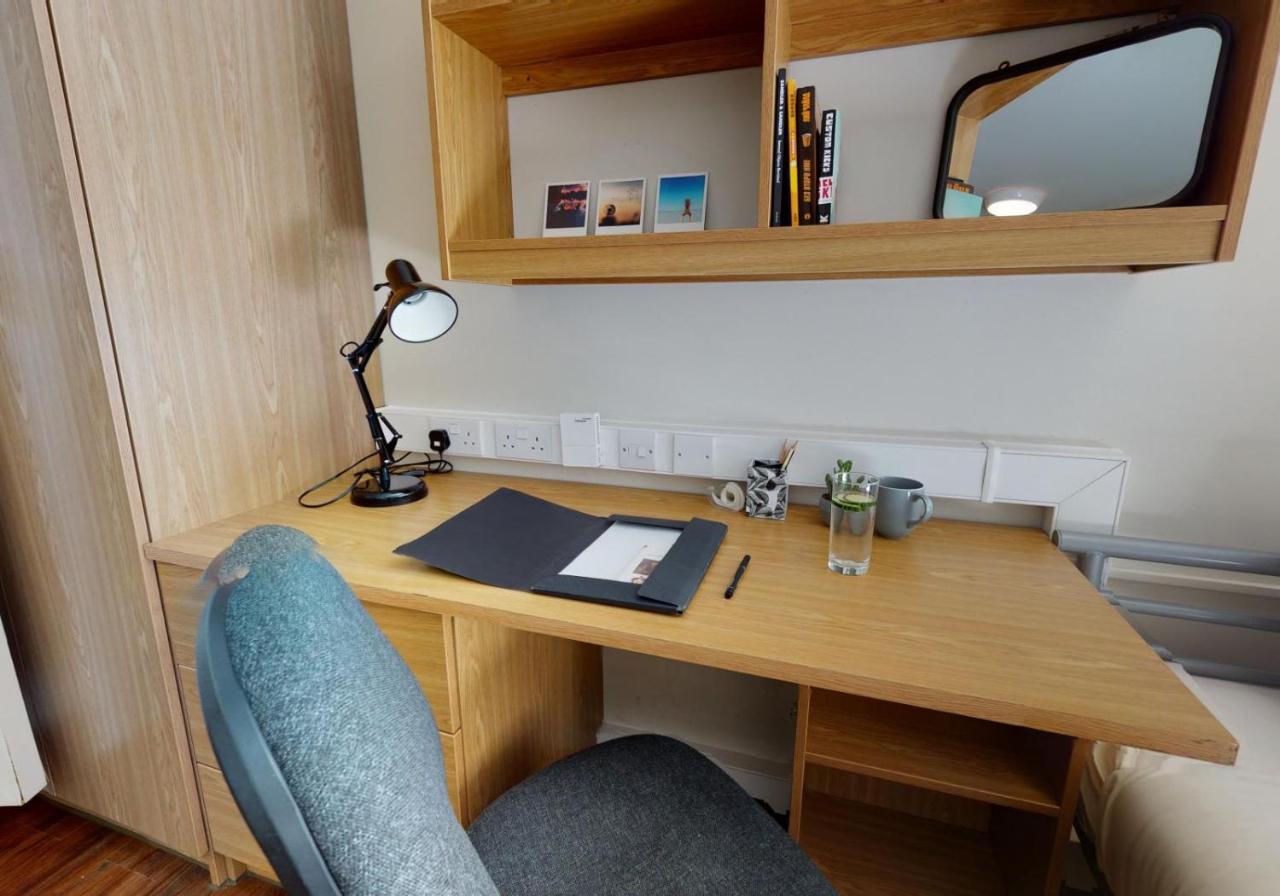 Private Bedrooms With Shared Kitchen And Studios At Iq Tufnell House In London Luaran gambar